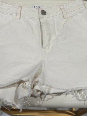DESU White Distressed Denim Cutoff Shorts Size 6